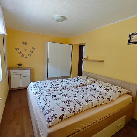 Apartman Apartma Evi *