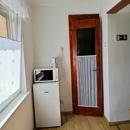 Apartma Evi *