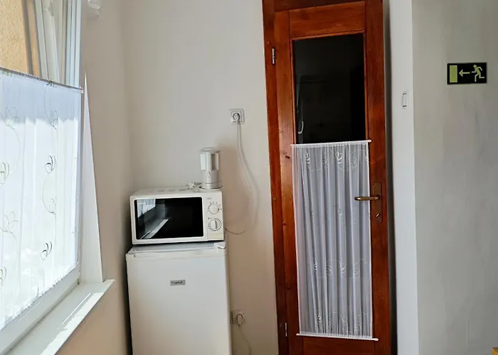 Apartma Evi *